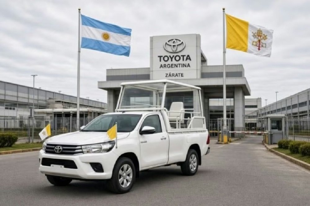 Toyota adaptó dos Hilux para la histórica visita del papa León XIV a la Argentina