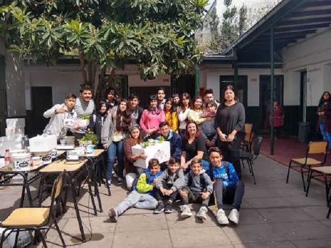 Escuela Secundaria 6 - san isidro - 50 años- carlos saavedra lamas