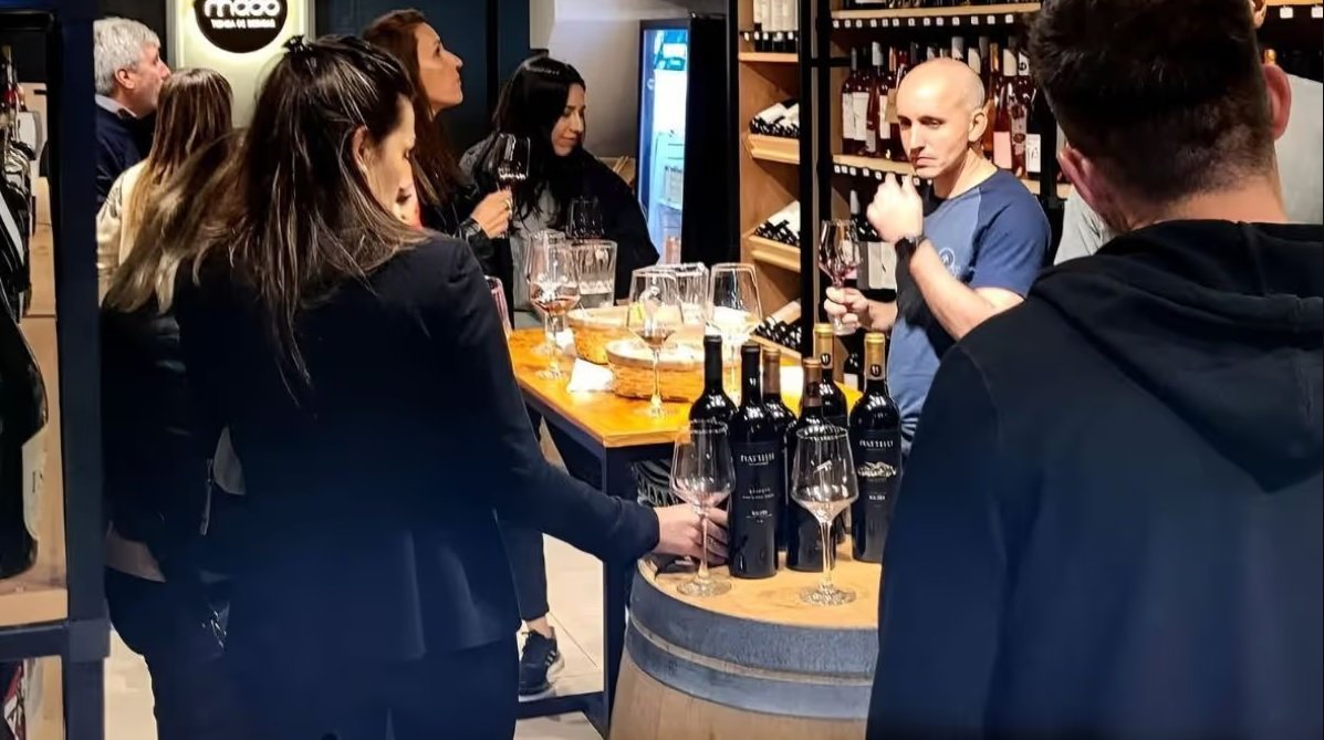 Llega una nueva edición de la "Noche de las Vinotecas" a zona oeste